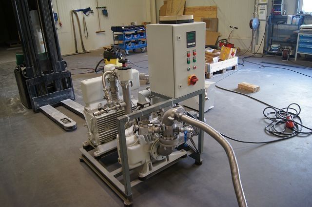 Vakuum-Pumpenstand, Hersteller OERLIKON Leybold , Typ DK200-11116