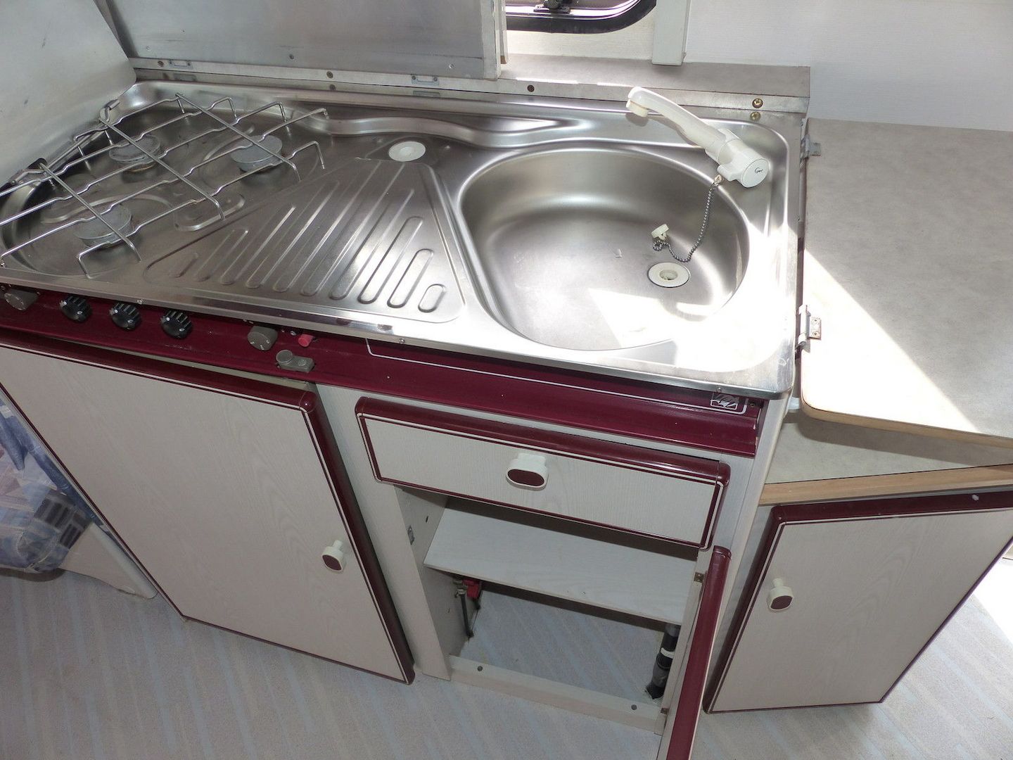 Wohnwagen KNAUS SÜDWIND Bj. 1991 TÜV und GAS neu REISEFERTIG