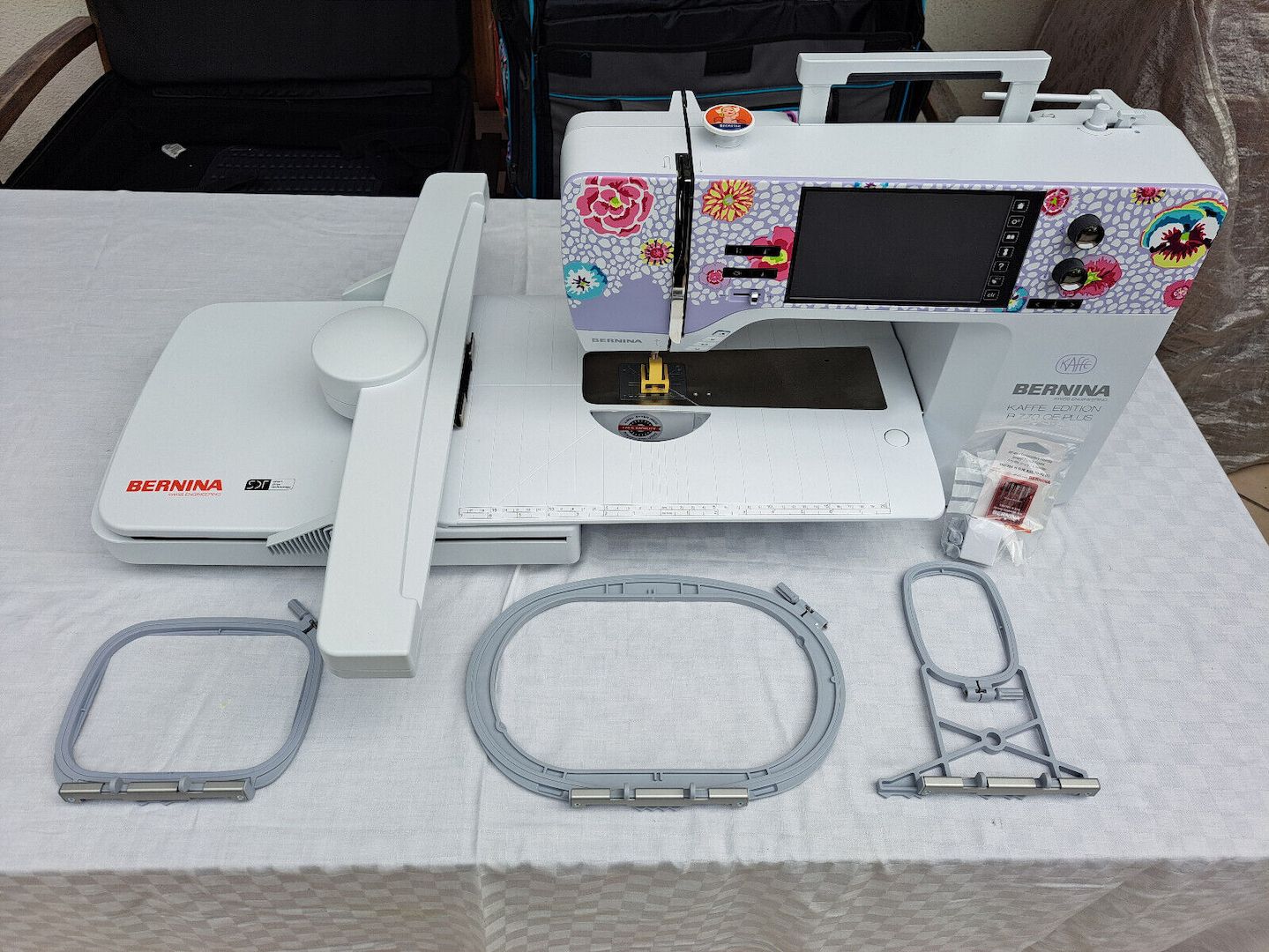 Bernina 770 QE PLUS Kaffe Edition Nähmaschine
