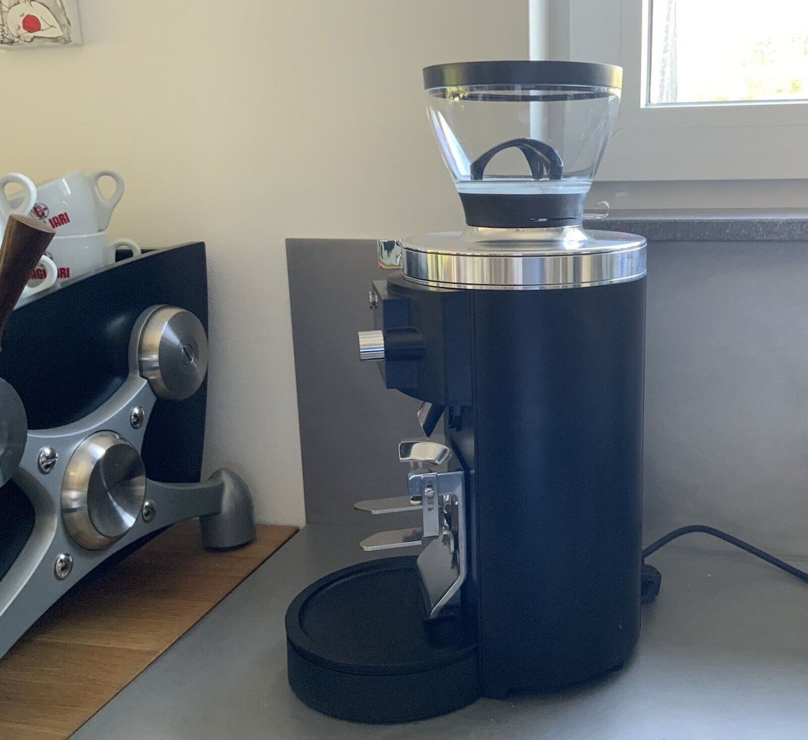 Mahlkonig E65S GbW Schwarz Matt + kleiner Bohnenbehälter