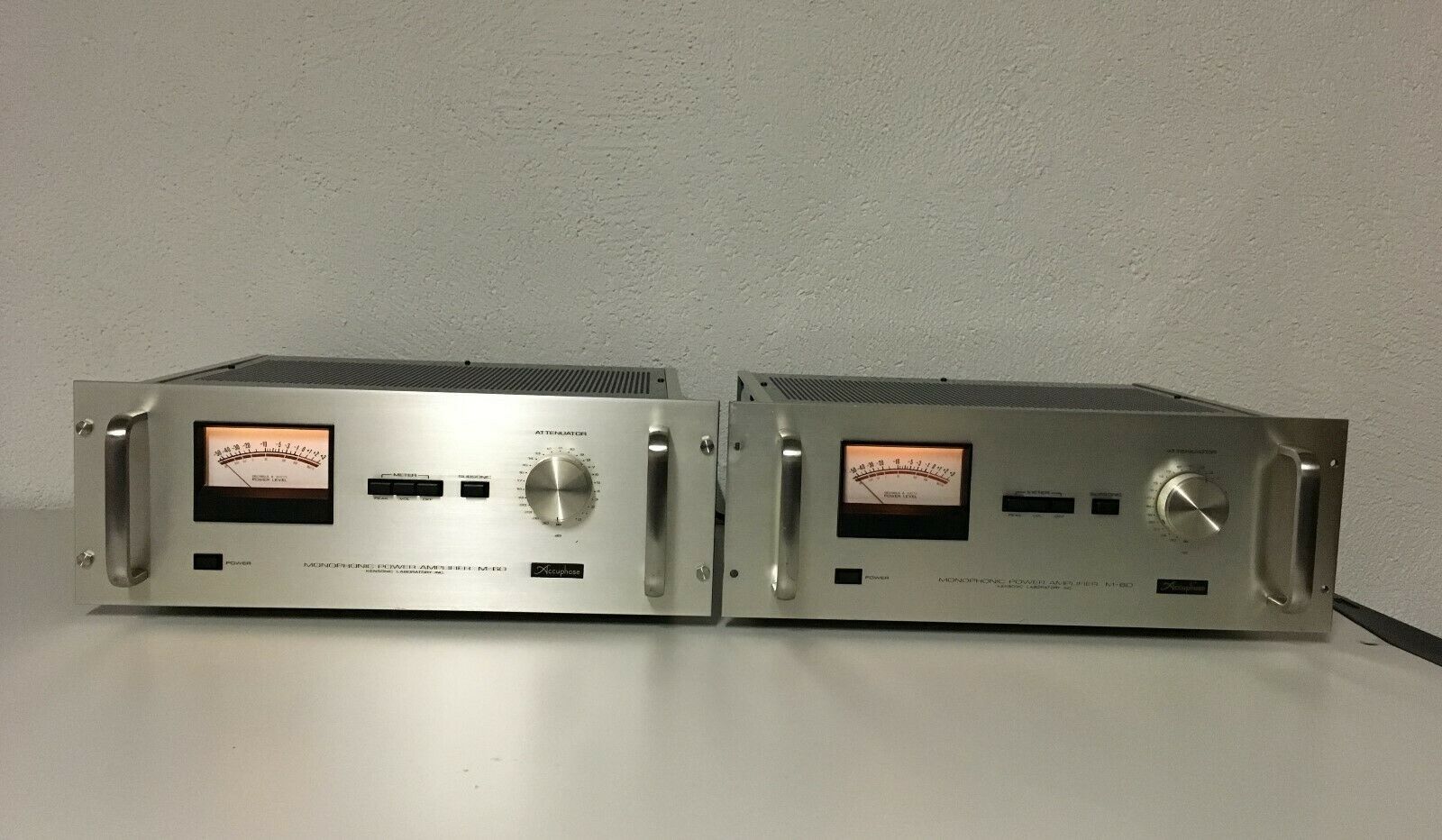 Accuphase M60 Endstufen (Paar) - im einwandfreien Zustand
