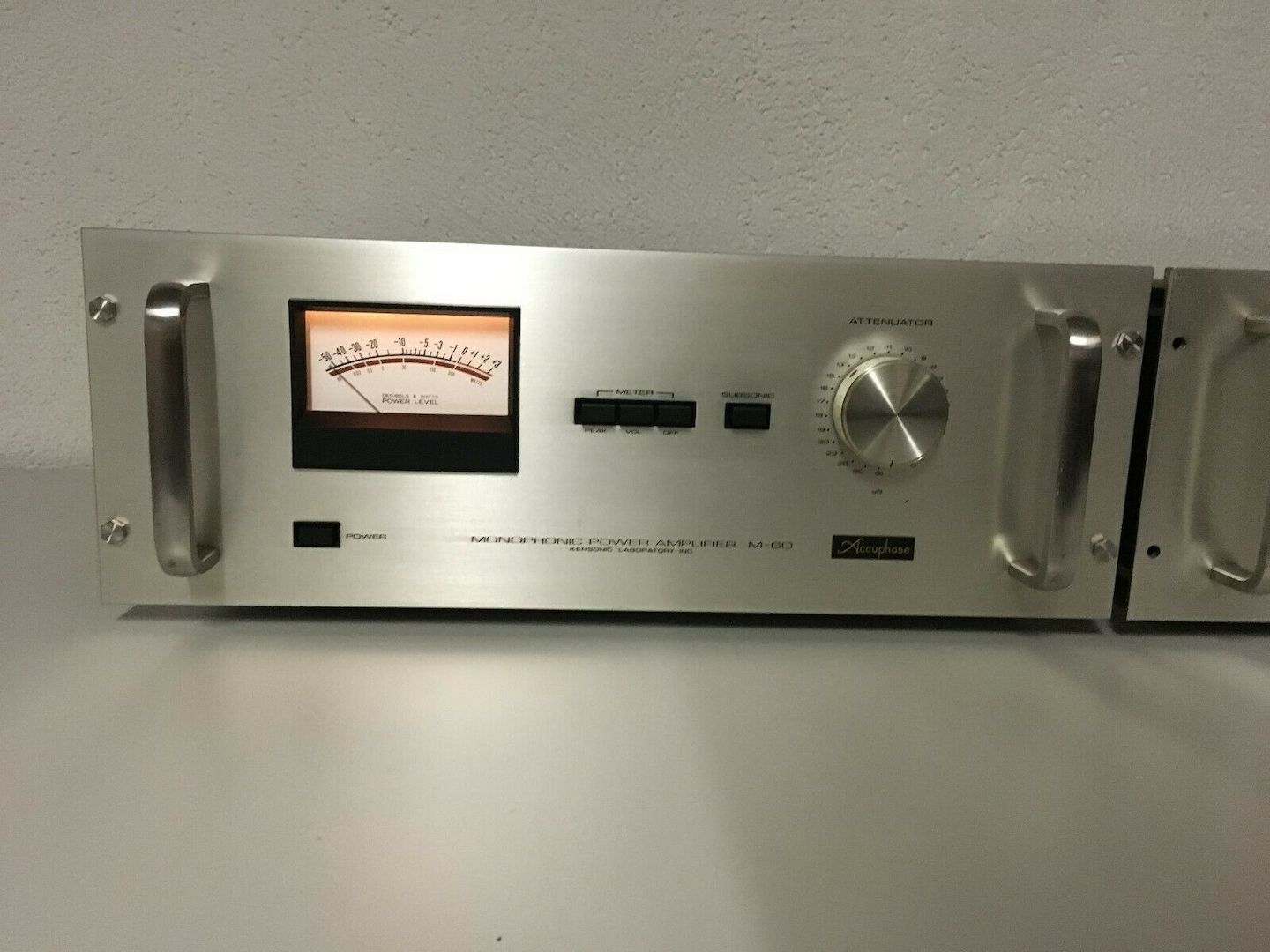 Accuphase M60 Endstufen (Paar) - im einwandfreien Zustand