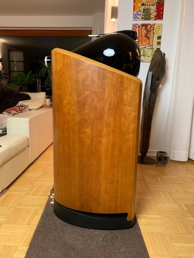 Bowers & Wilkins B&W Nautilus 802 1 Box