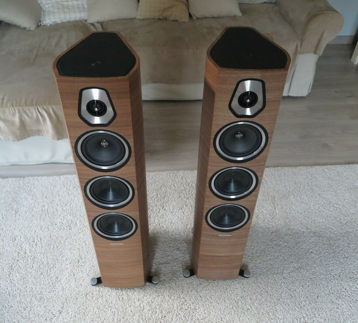 Sonus Faber Sonetto III Standalone Lautsprecher, Wallnussfurnier
