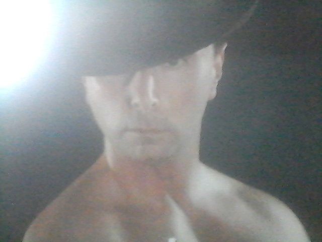 Hausdiener für die Frau/ Bi-Frau