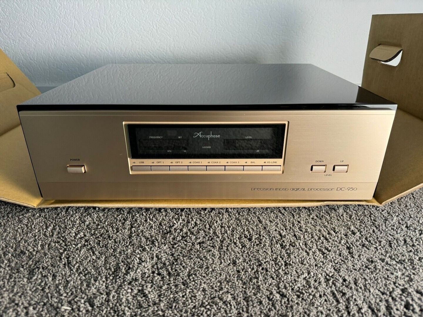 Accuphase DP-950 und DC-950 CD Laufwerk