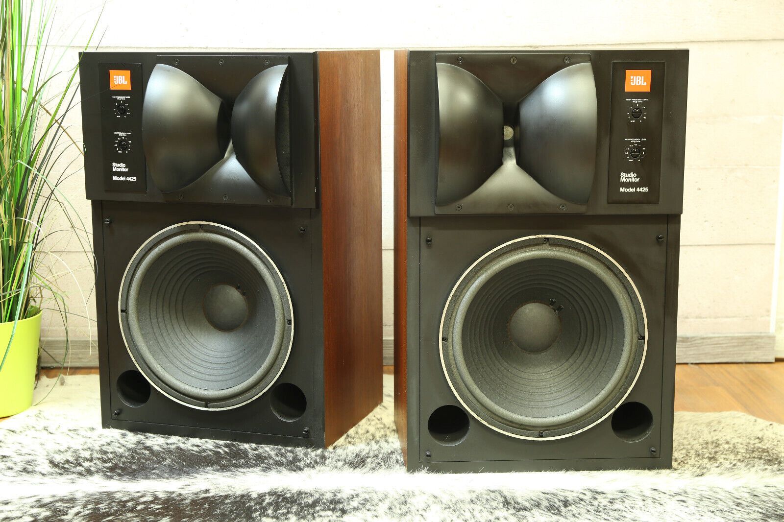 2 x JBL Studio Monitor Model 4425 HighEnd Lautsprecher
