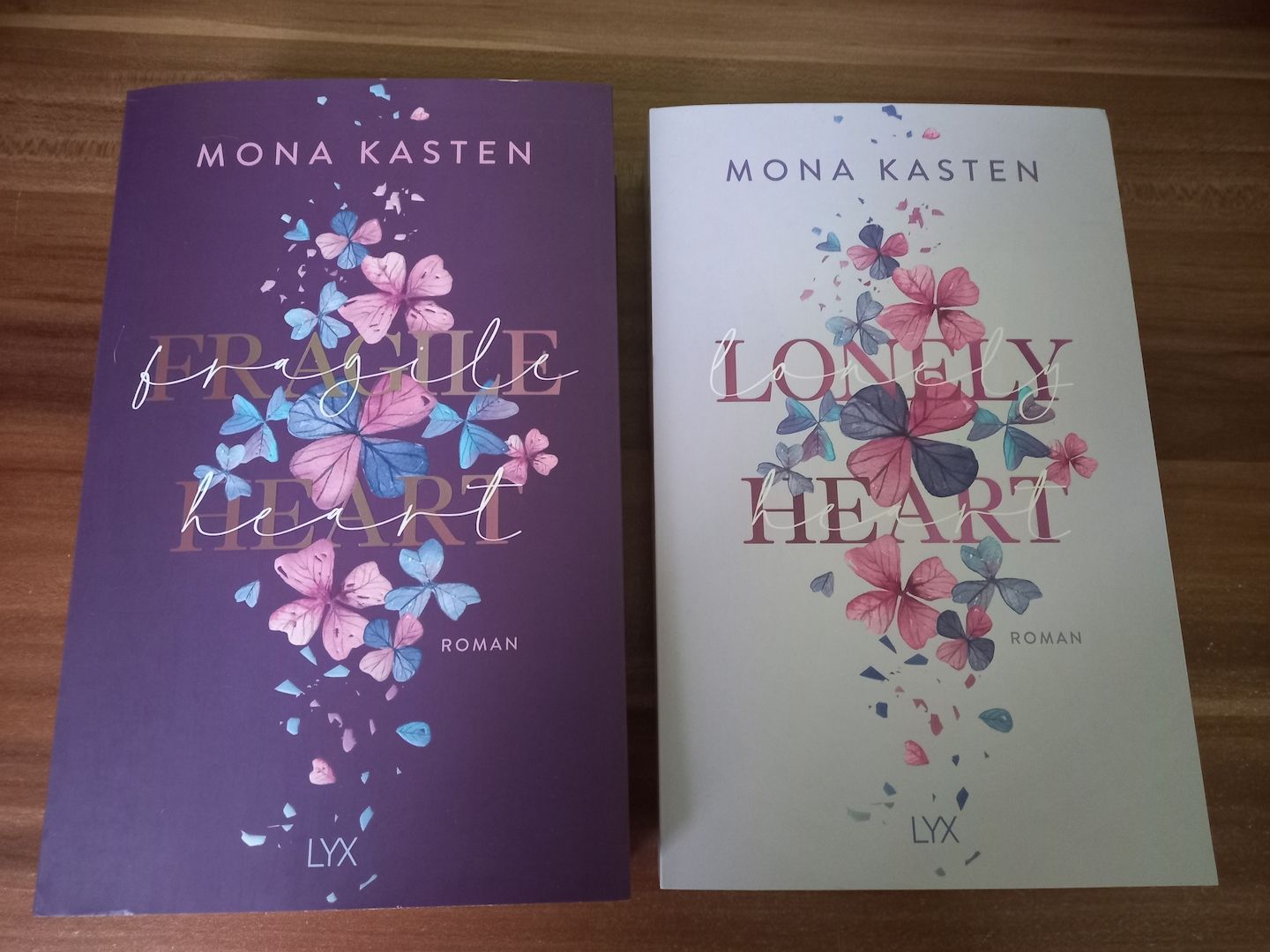 2 Bücher von Mona Kasten im Set