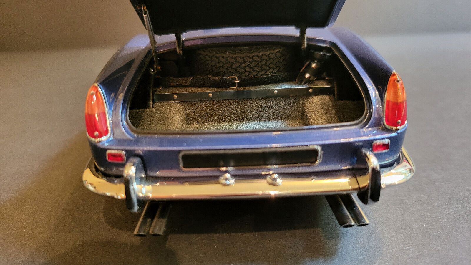 CMC M-092 Ferrari 250 California Spider