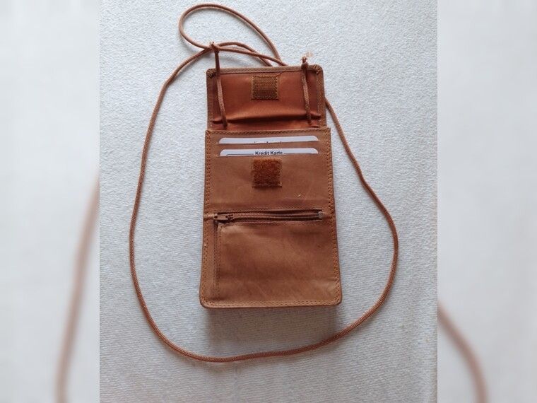 Hellbraun echt Leder-Hals-Tasche