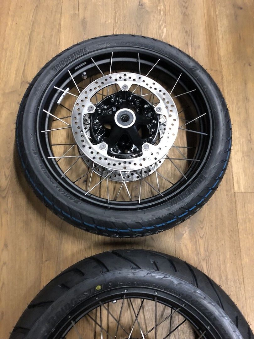 BMW Satz Kreuzspeichenfelgen Felgen R 1200