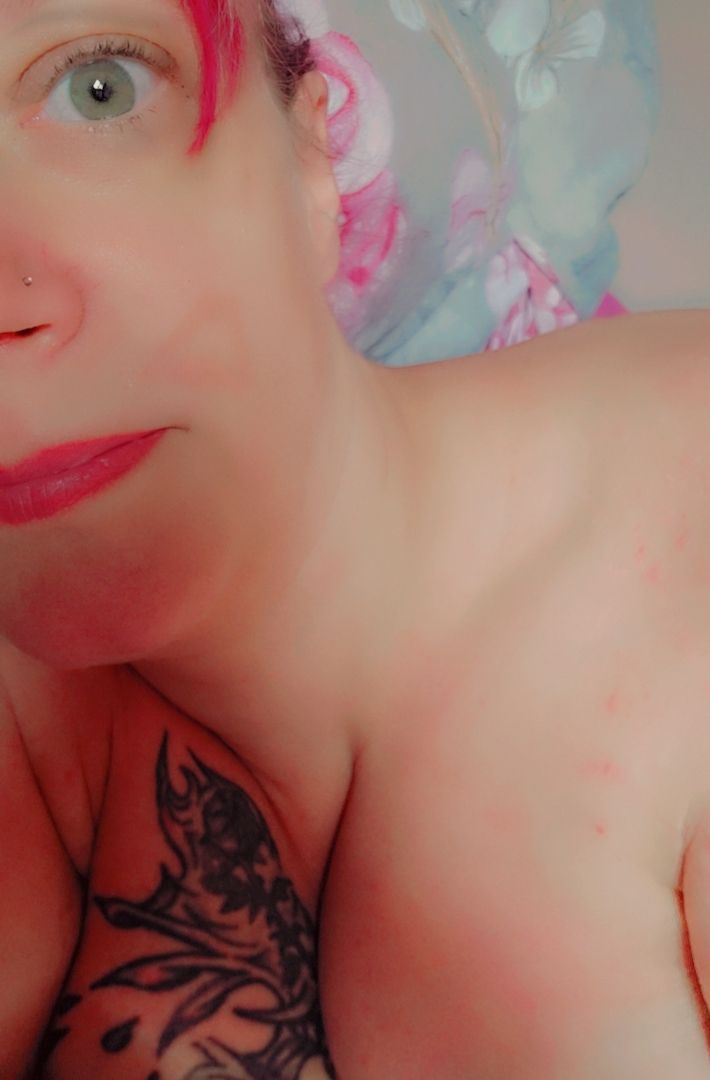 Milf bietet online spaß