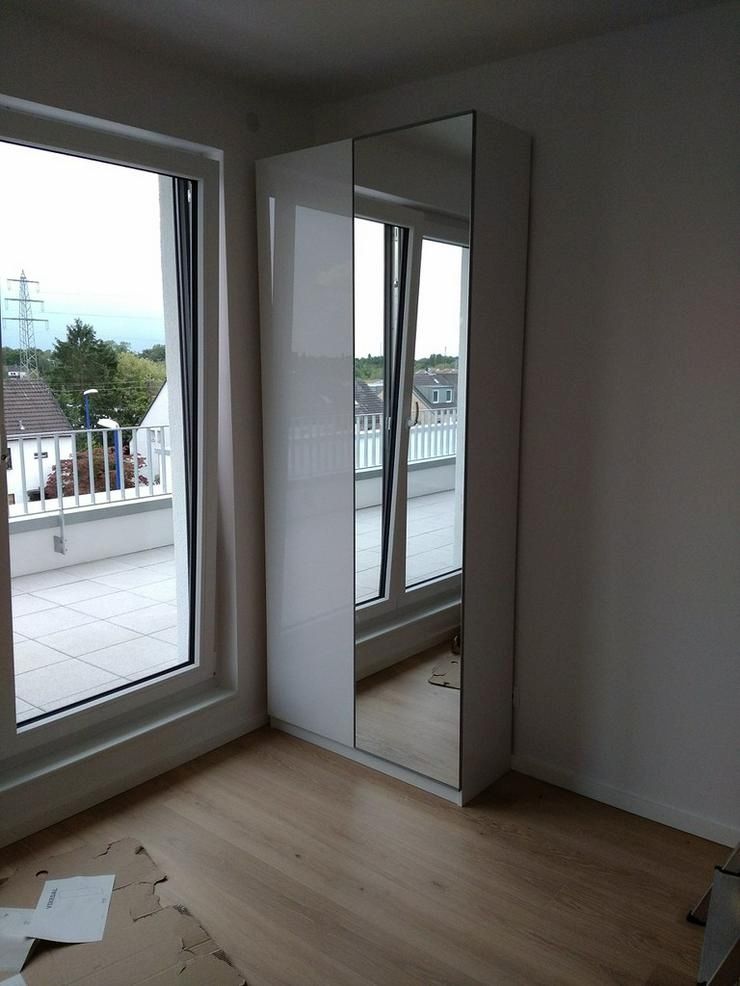 Möbelmonteur hilft in Düsseldorf und Umgebung