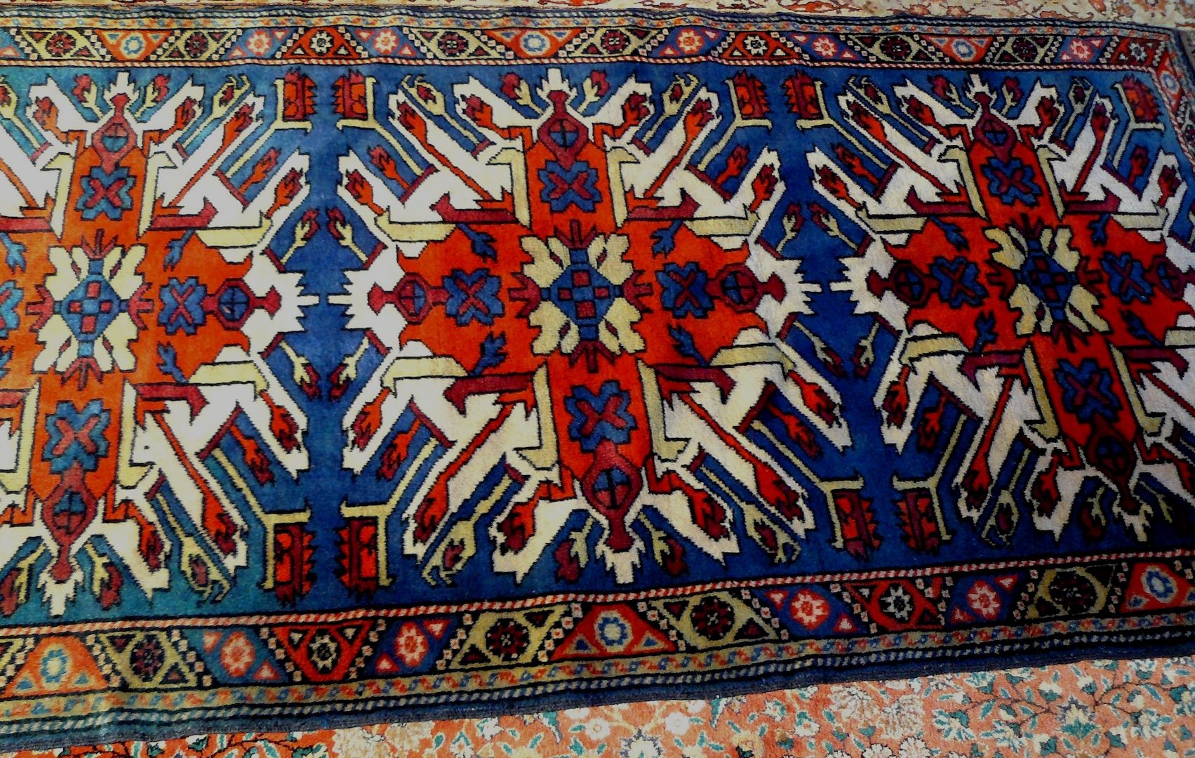 Orientteppich Adler-Kazak antik 206x107. T132