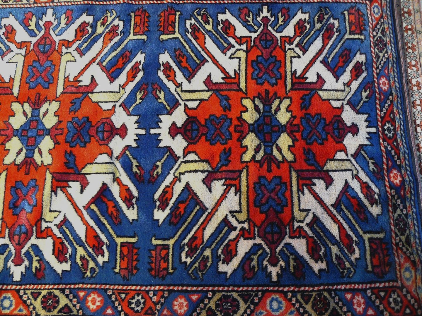 Orientteppich Adler-Kazak antik 206x107. T132