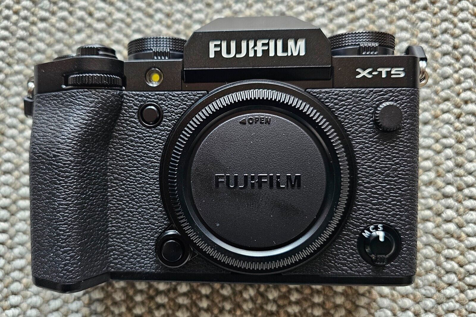Fujifilm x-t 5 neuwertig mit Fujinon XF 16-80 OIS WR