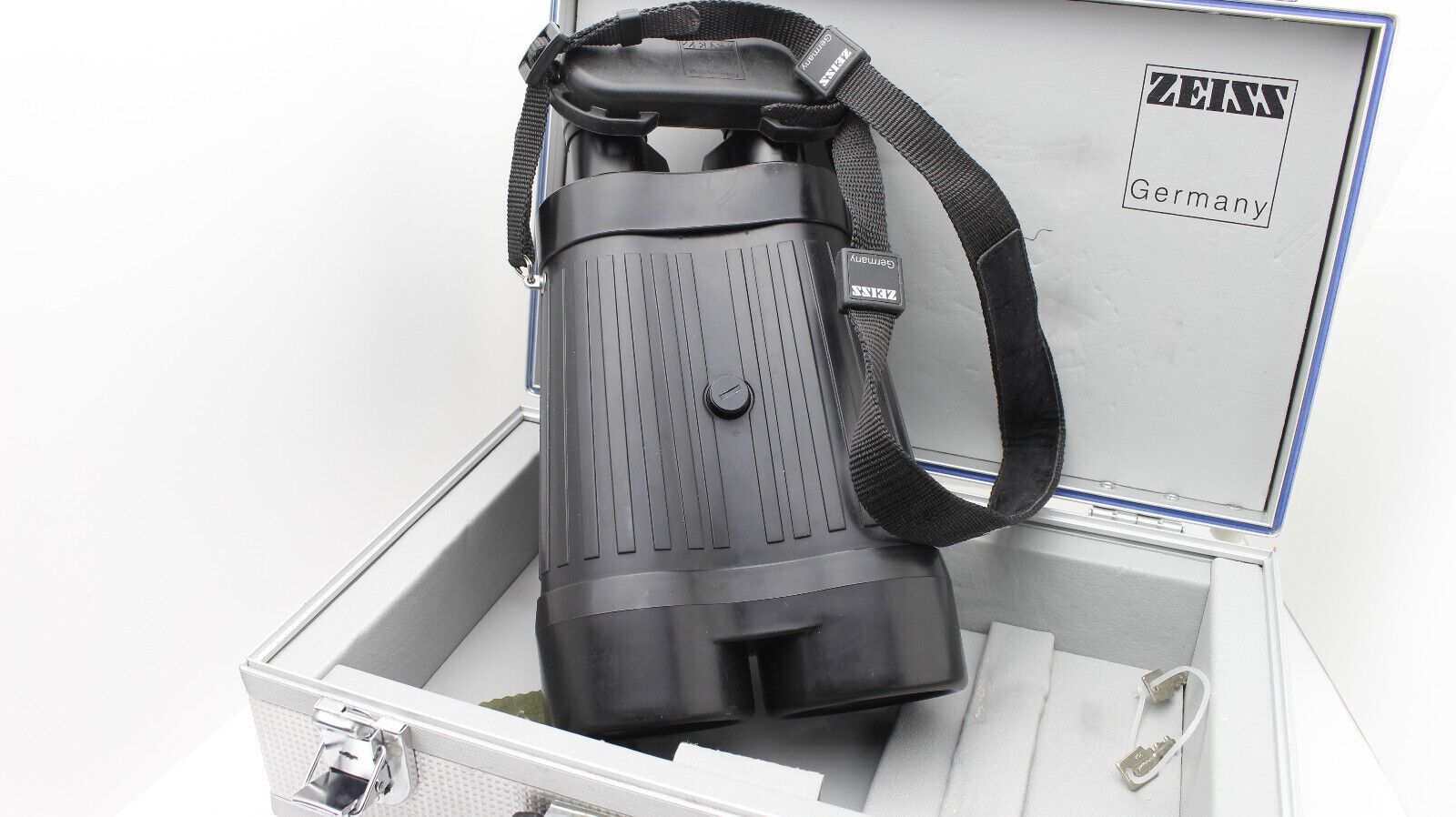 Zeiss 20x60 S Fernglas West Germany + Koffer