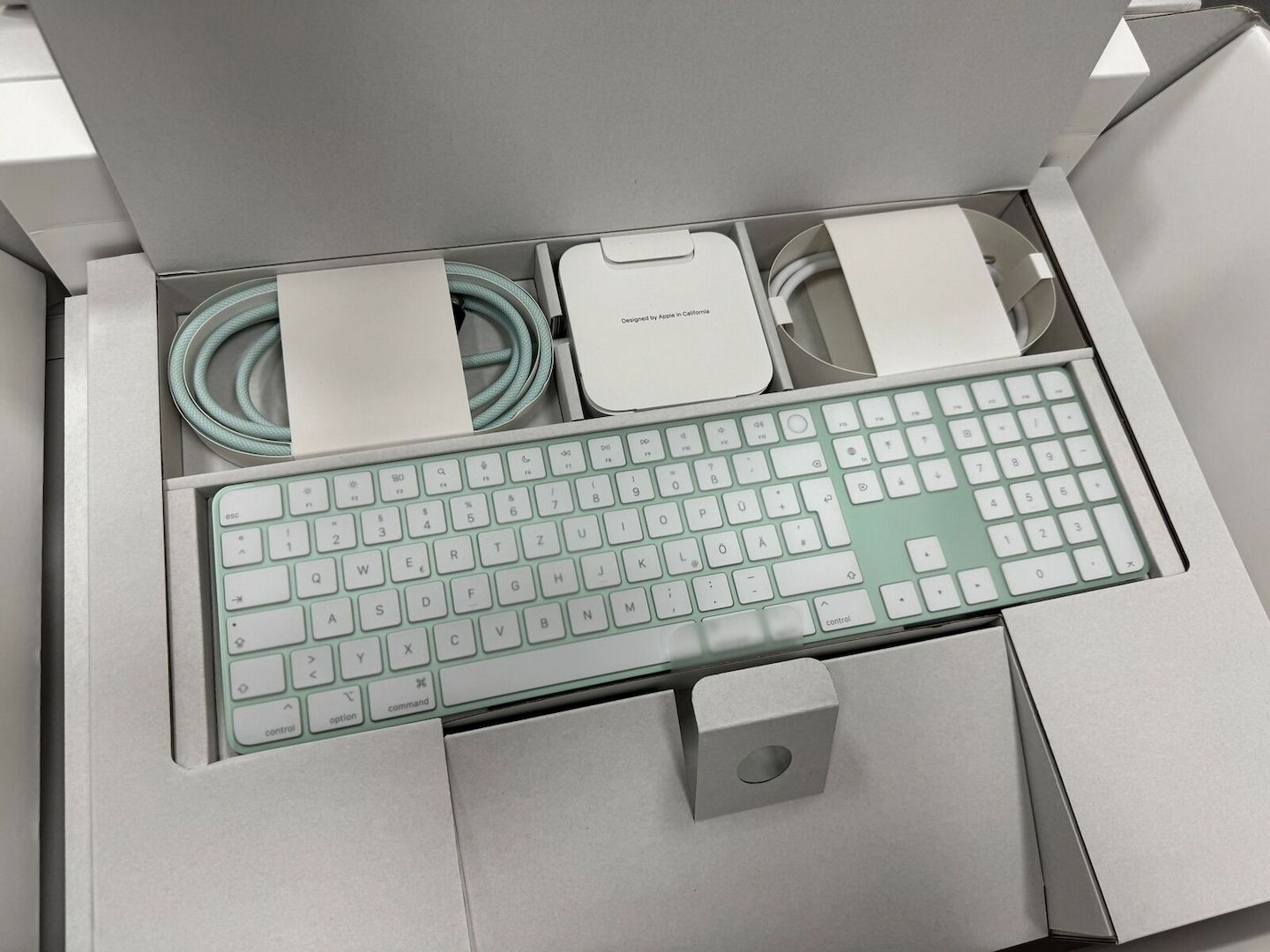 Apple iMac 24" M1 8-Core CPU