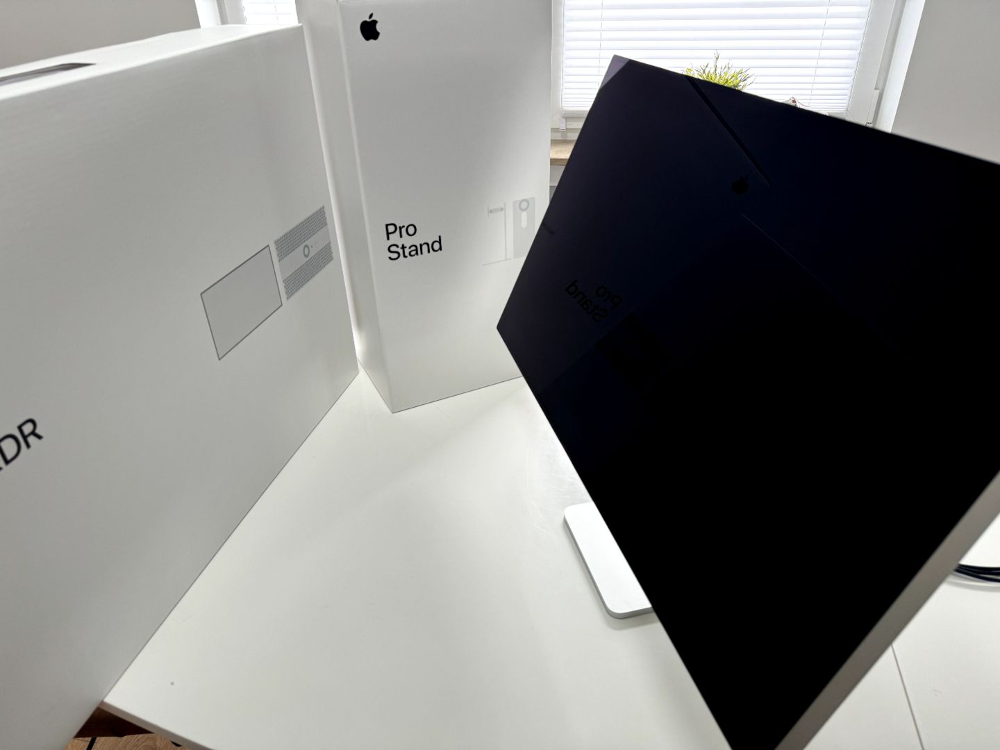 Apple Pro Display XDR + Pro Stand samt OVP