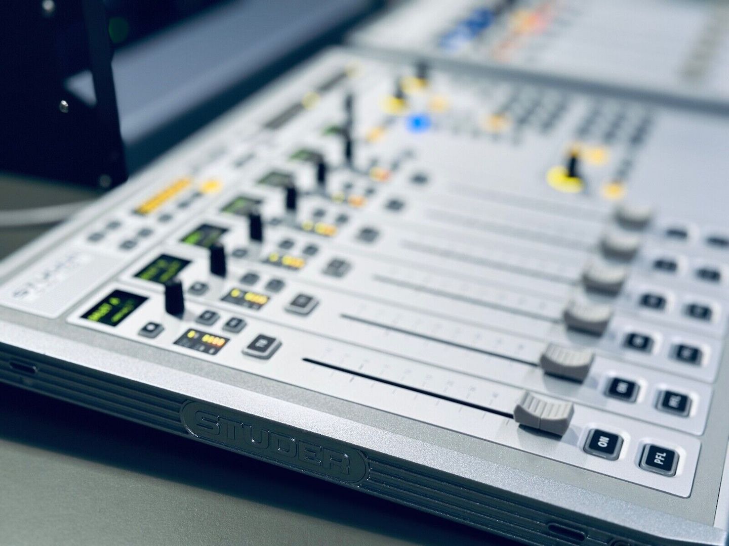 STUDER ONAIR 1500 + EXTENSION (12) + NANO SCORE