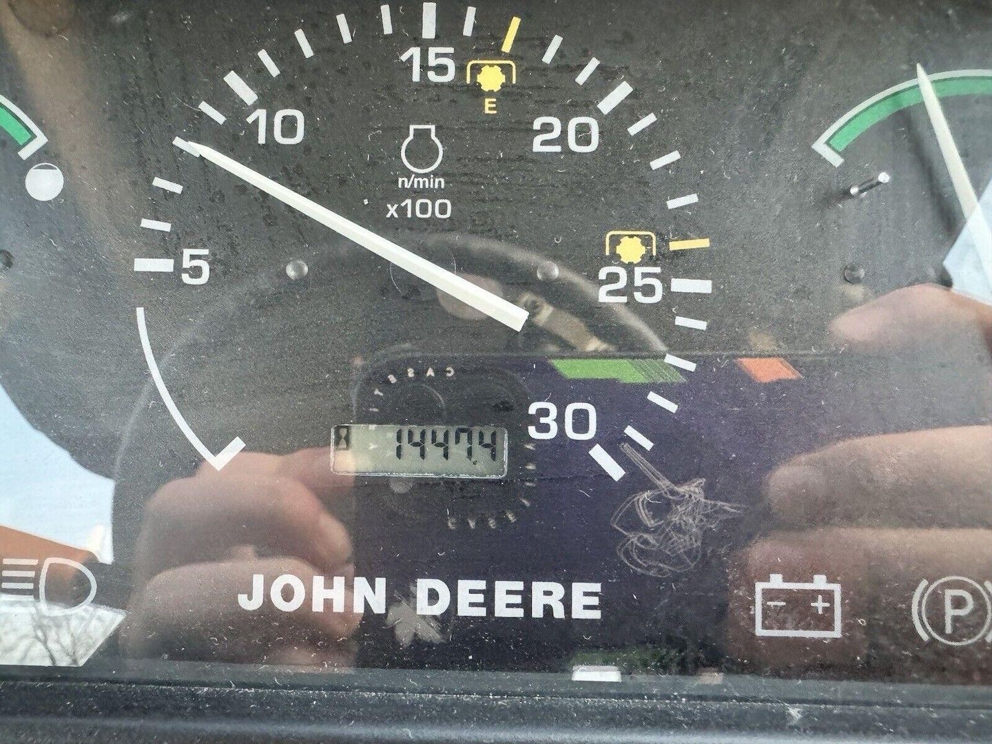 2003 John Deere 5220 Tractor 4x4