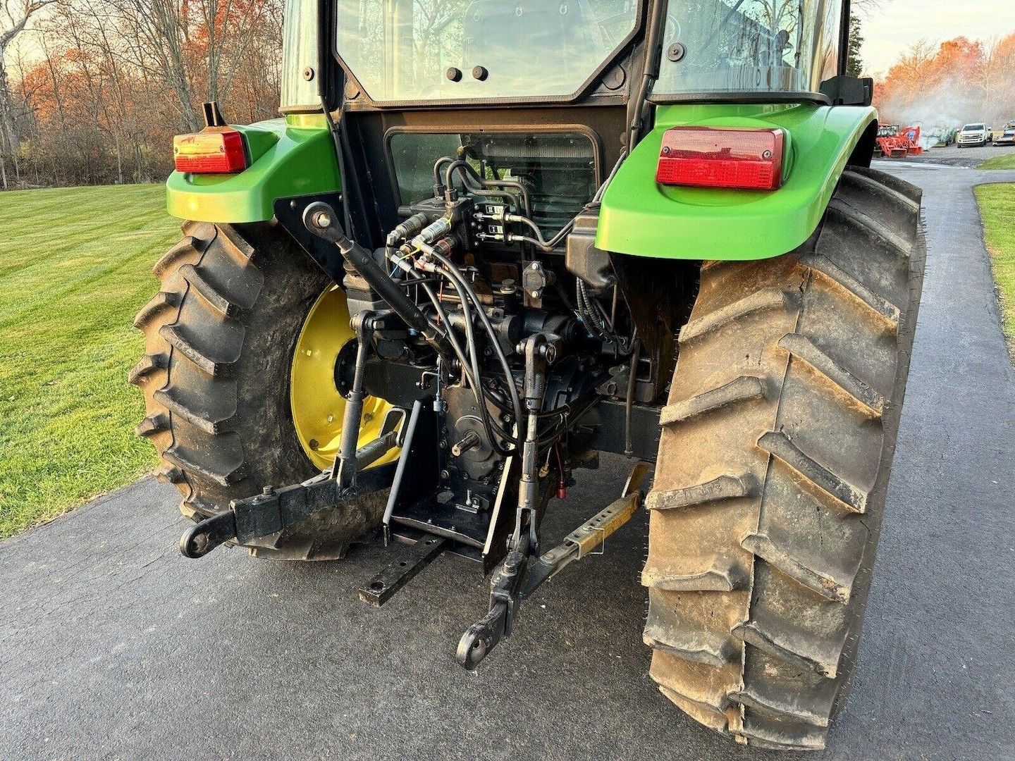 2003 John Deere 5220 Tractor 4x4