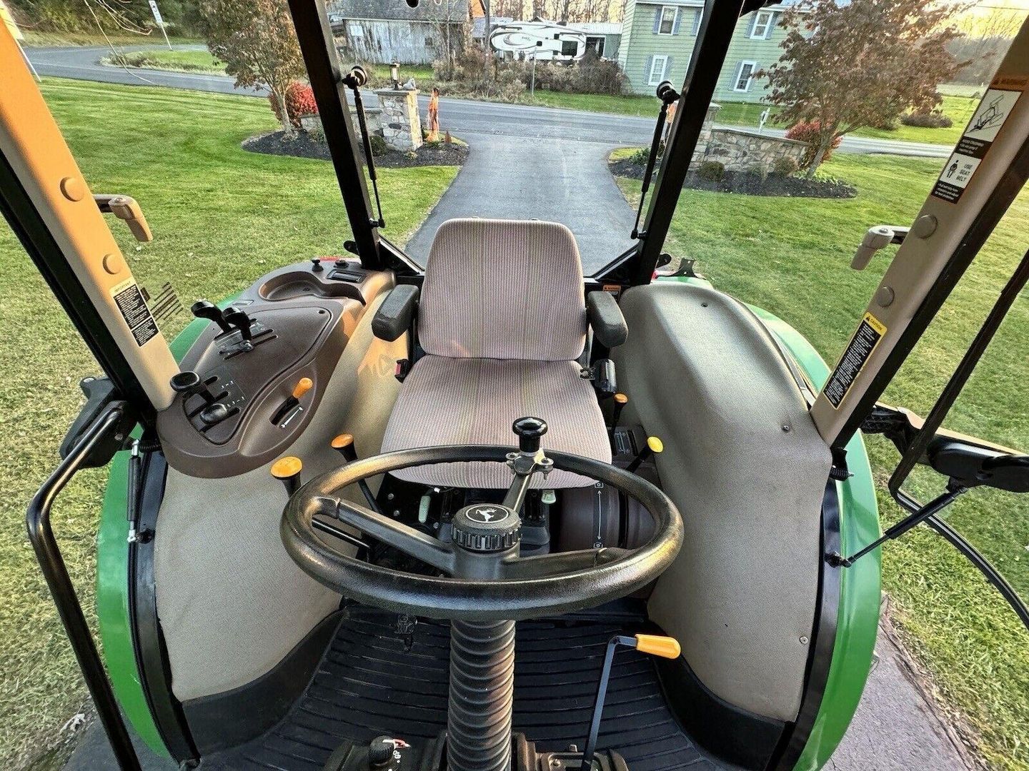 2003 John Deere 5220 Tractor 4x4