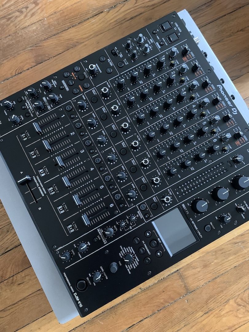 Pioneer CDJ-3000, Pioneer DJ DJM-A9 , Pioneer CDJ-2000NXS2, Pioneer DJM-900NXS2, Pioneer DJM-V10-LF