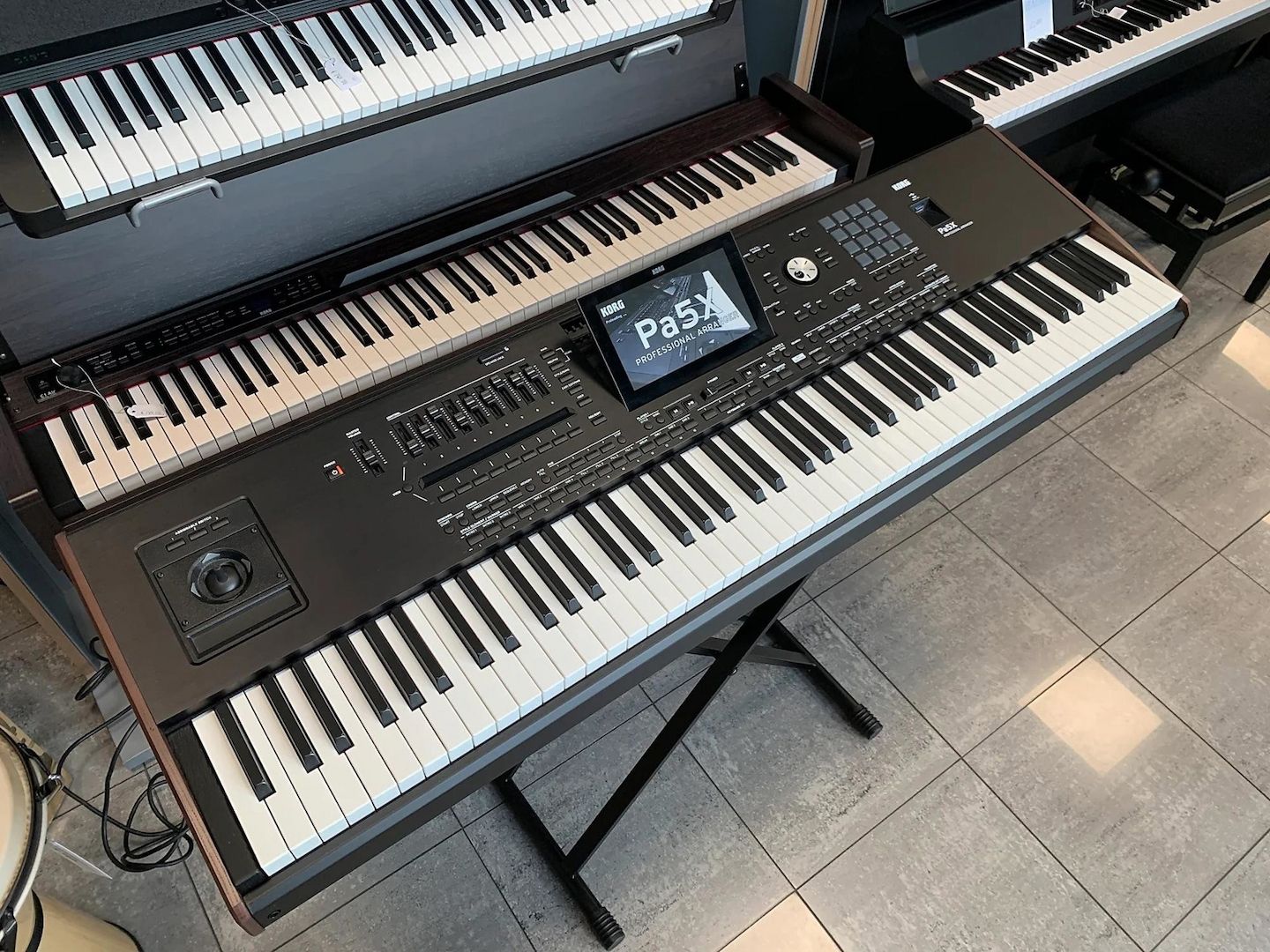 Yamaha Genos2 76-key, Yamaha Genos 76-Key, Yamaha Tyros5 76-Key, Yamaha PSR-A5000 , Yamaha PSR-SX900