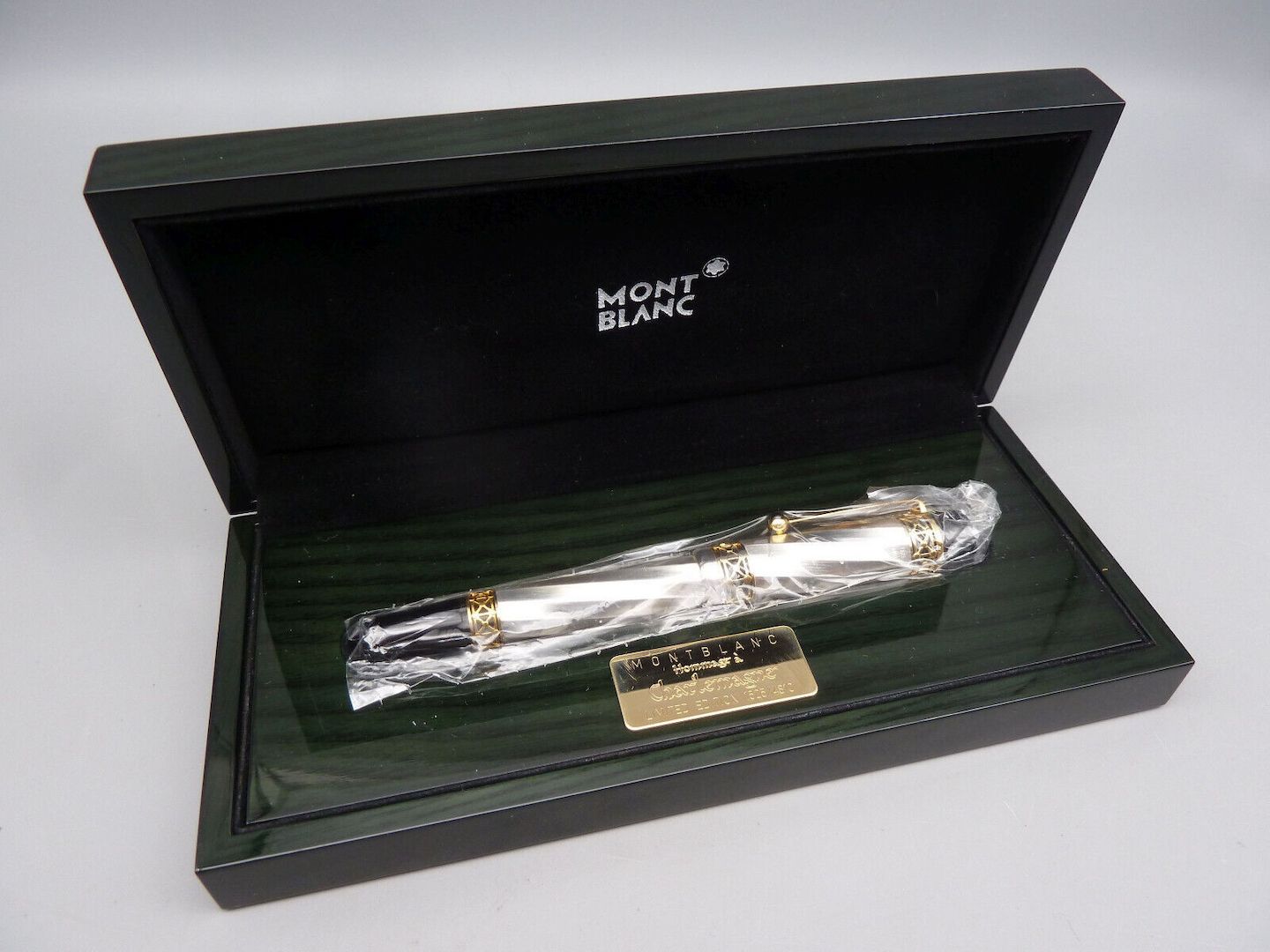 KZB MONTBLANC 28657 Karl Der Große Patron of ART 4810 Füllfederhalter