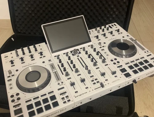 Denon DJ Prime 4 White Edition