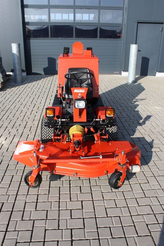 Hako Variotrac 2150 D Diesel mit Frontmähwerk ca. 125 cm Schnittbreite