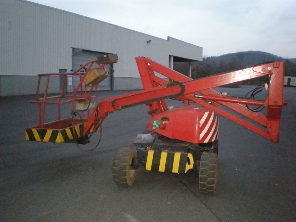 Arbeitsbühne Teleskop Gelenkarbeitsbühne des Herstellers Simon Typ 120