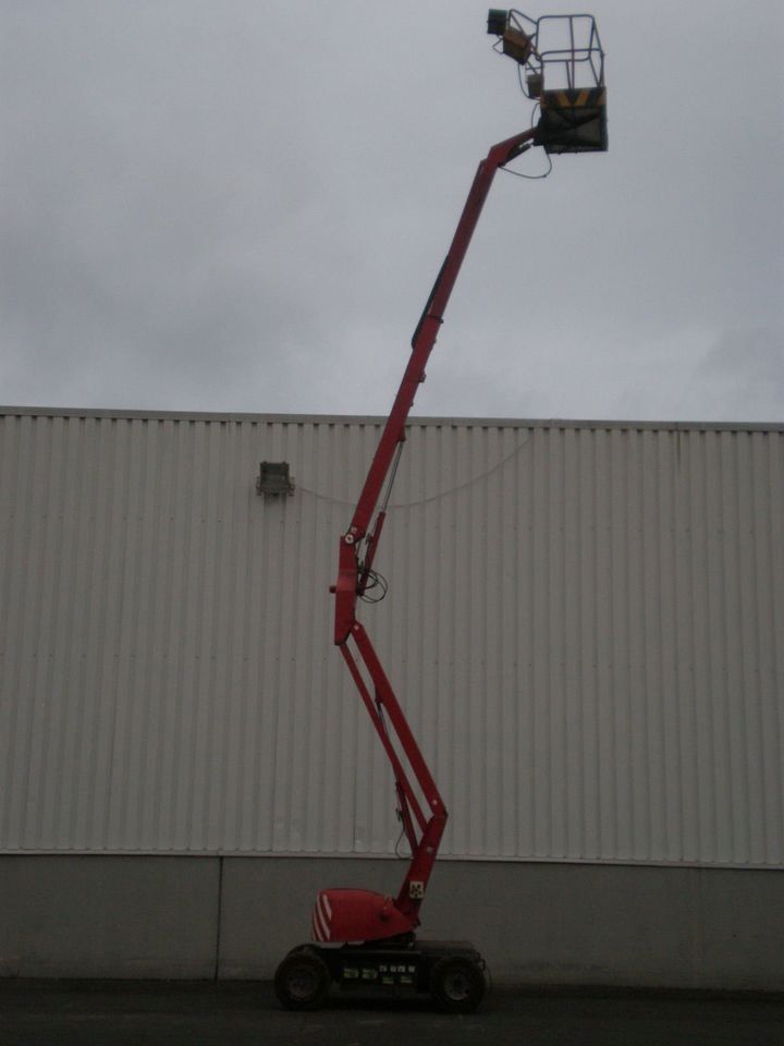 Arbeitsbühne Teleskop Gelenkarbeitsbühne des Herstellers Simon Typ 120