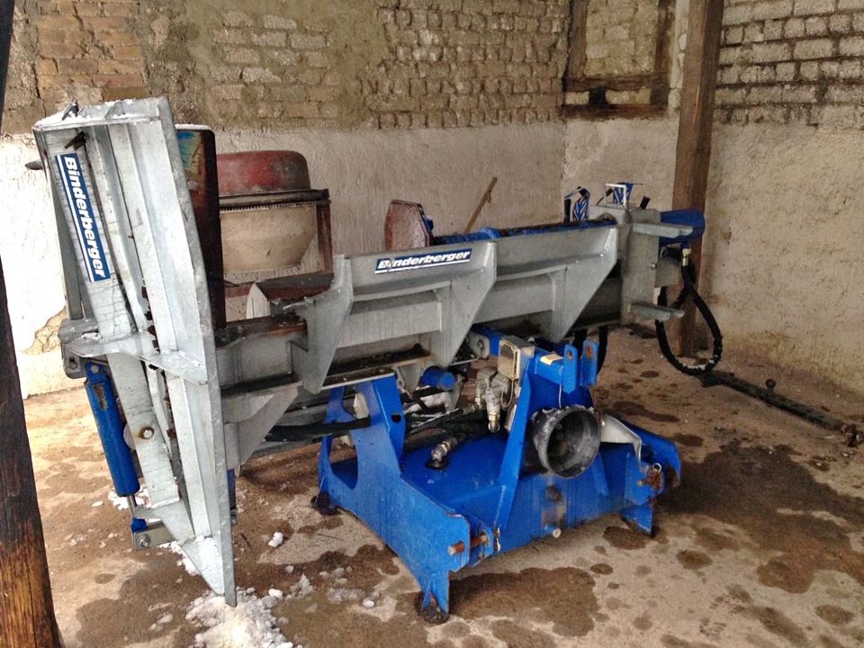 Holzspalter Binderberger Spaltgigant 30 t