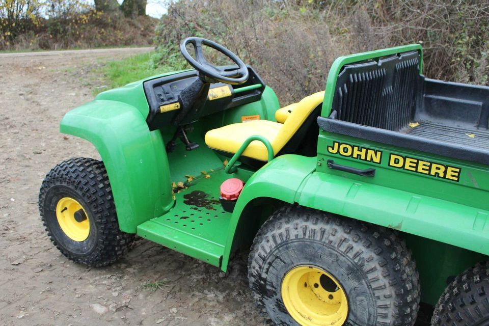 John Deere Gator 6x4 mit Dieselmotor