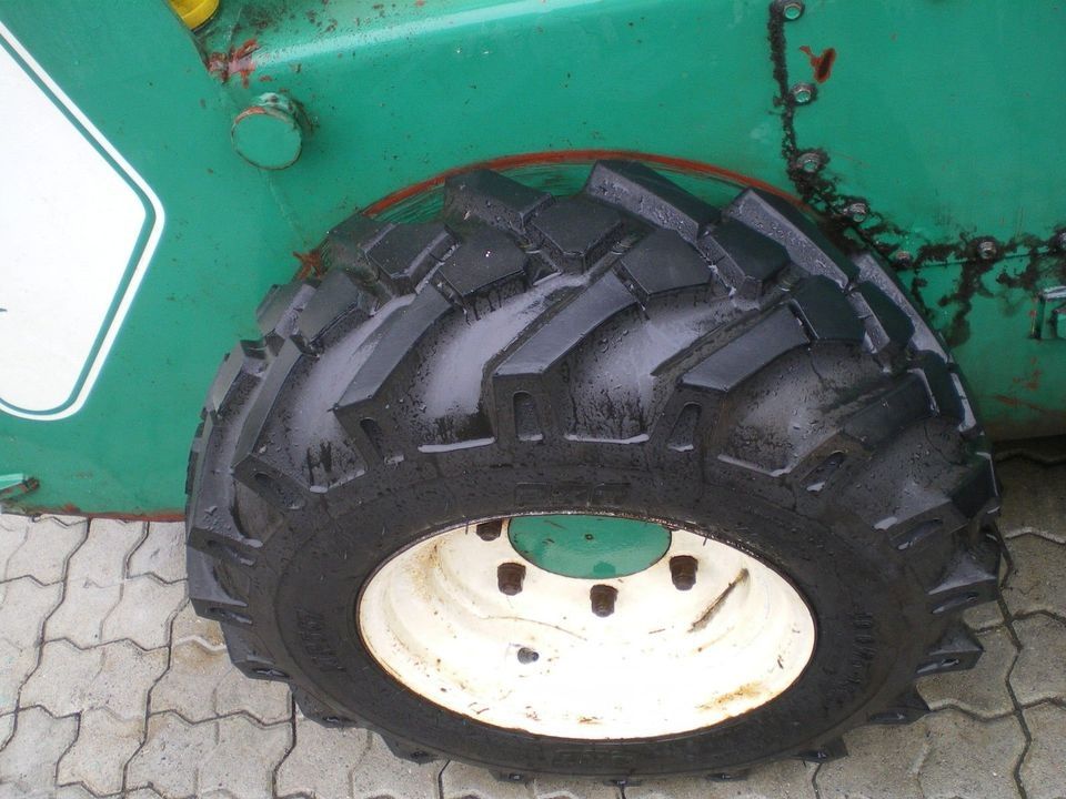 LMS Unipac 2.2 Kompaktlader wie Bobcat mit Schaufel und Palettengabel