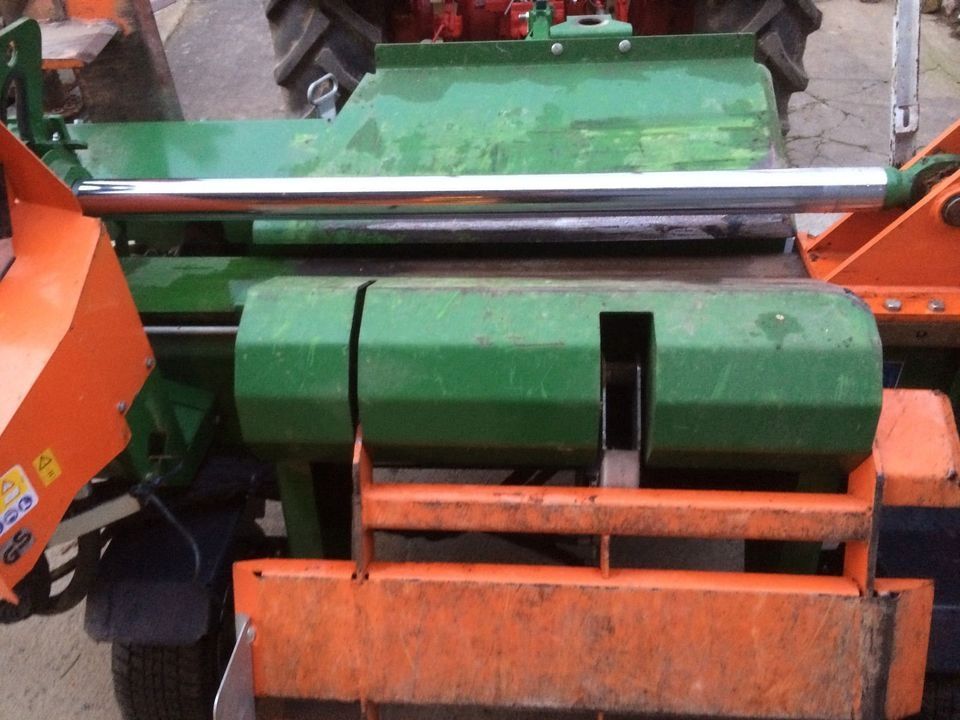 Posch Splitmaster 26 Tonnen mit Fahrwerk - Elektro und Zapfwellenantrieb