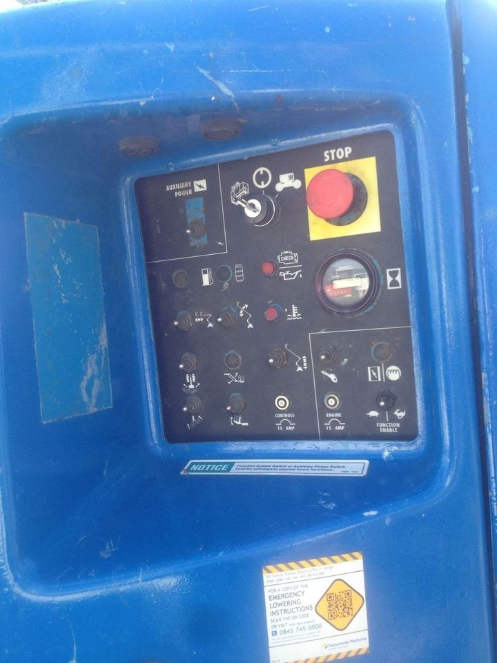 Steiger Arbeitsbühne Arbeitshebebühne Hubarbeitsbühne Genie Z4525RT