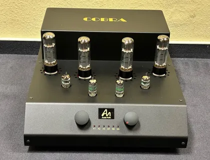 Audio Note Corba Röhren-Stereo-Vollverstärker mit 2 x 28 W