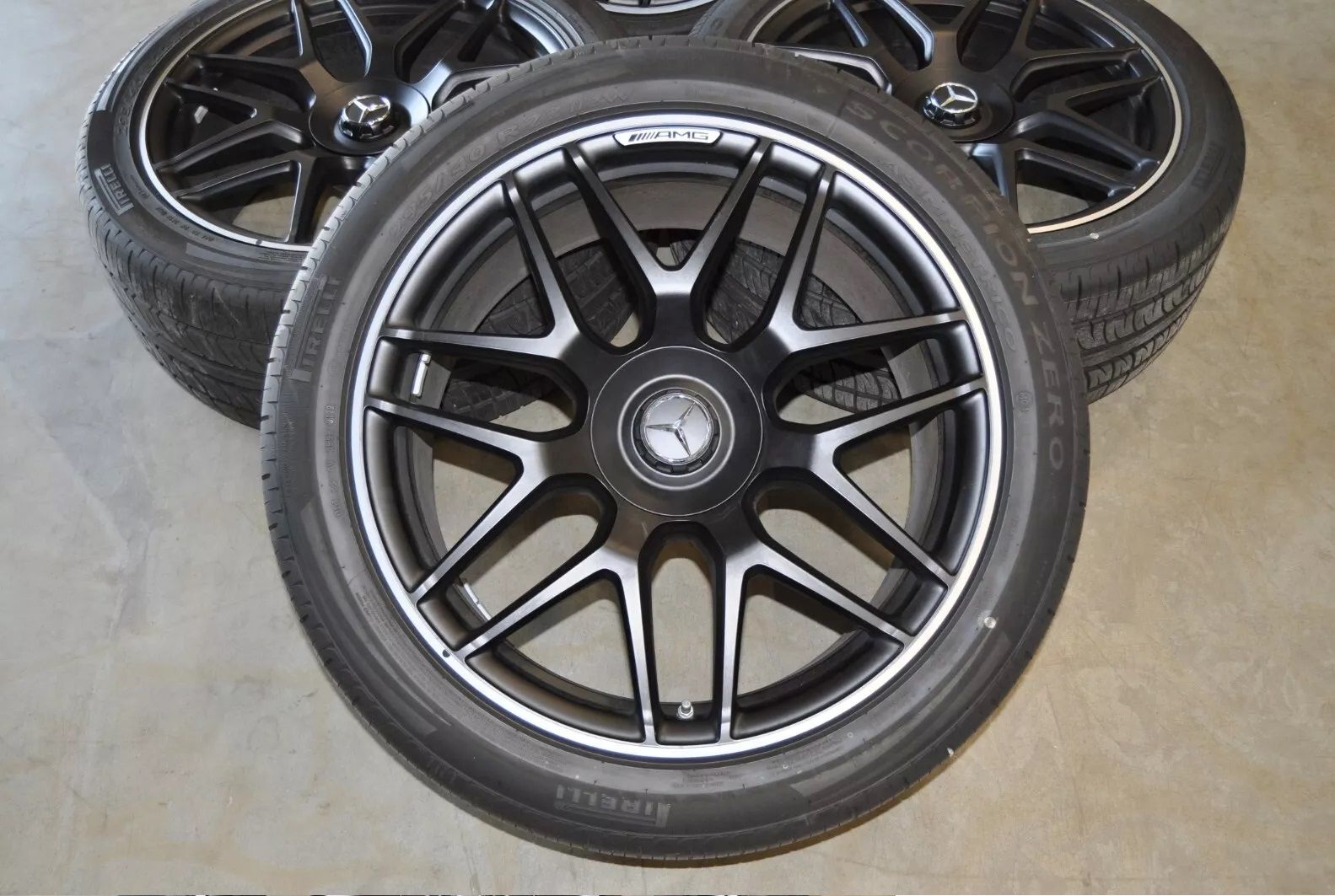 AMG G-Modell ( W463 ) 22 Zoll Radsatz