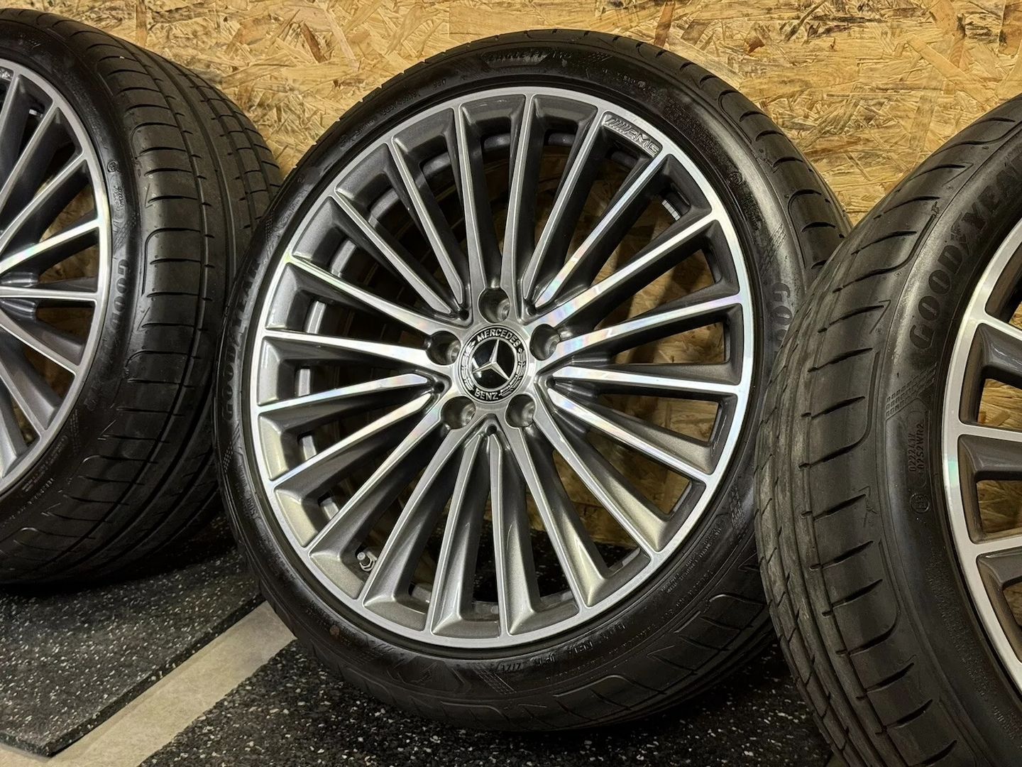 19 Zoll AMG C-Klasse W206 S206 Mercedes Felgen