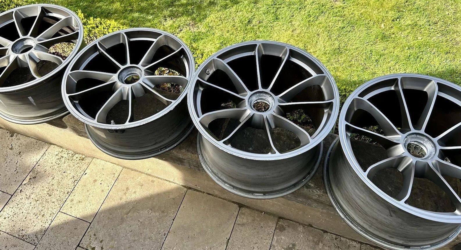 Porsche 991 9 + 12x20 GT3 911 Felgen Porsche 991 9 + 12x20 GT3 911 Felgen