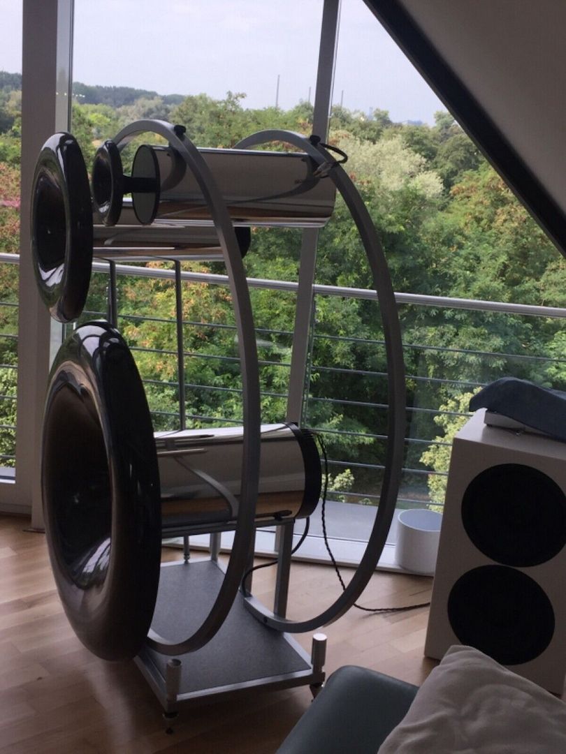 Avantgarde Acoustic Trio Carbon - Edelstahl Ausführung