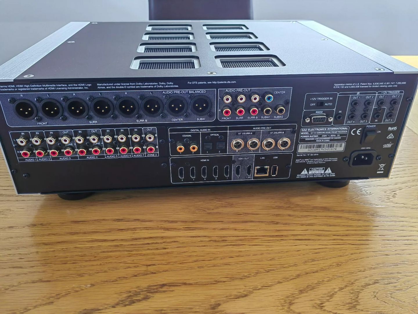 NAD M17 i2 Vorverstärker 4K UltraHD