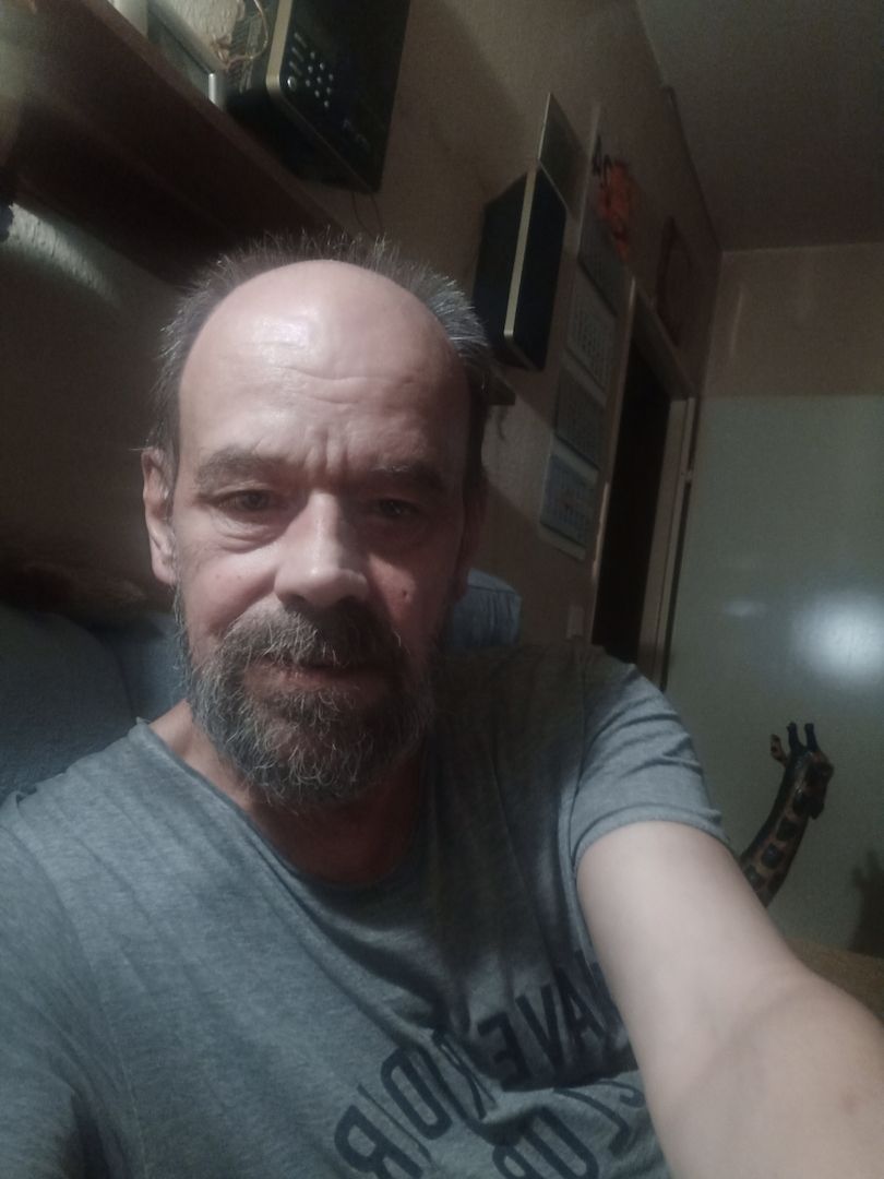 Nette Frau für Treffen und mehr gesucht