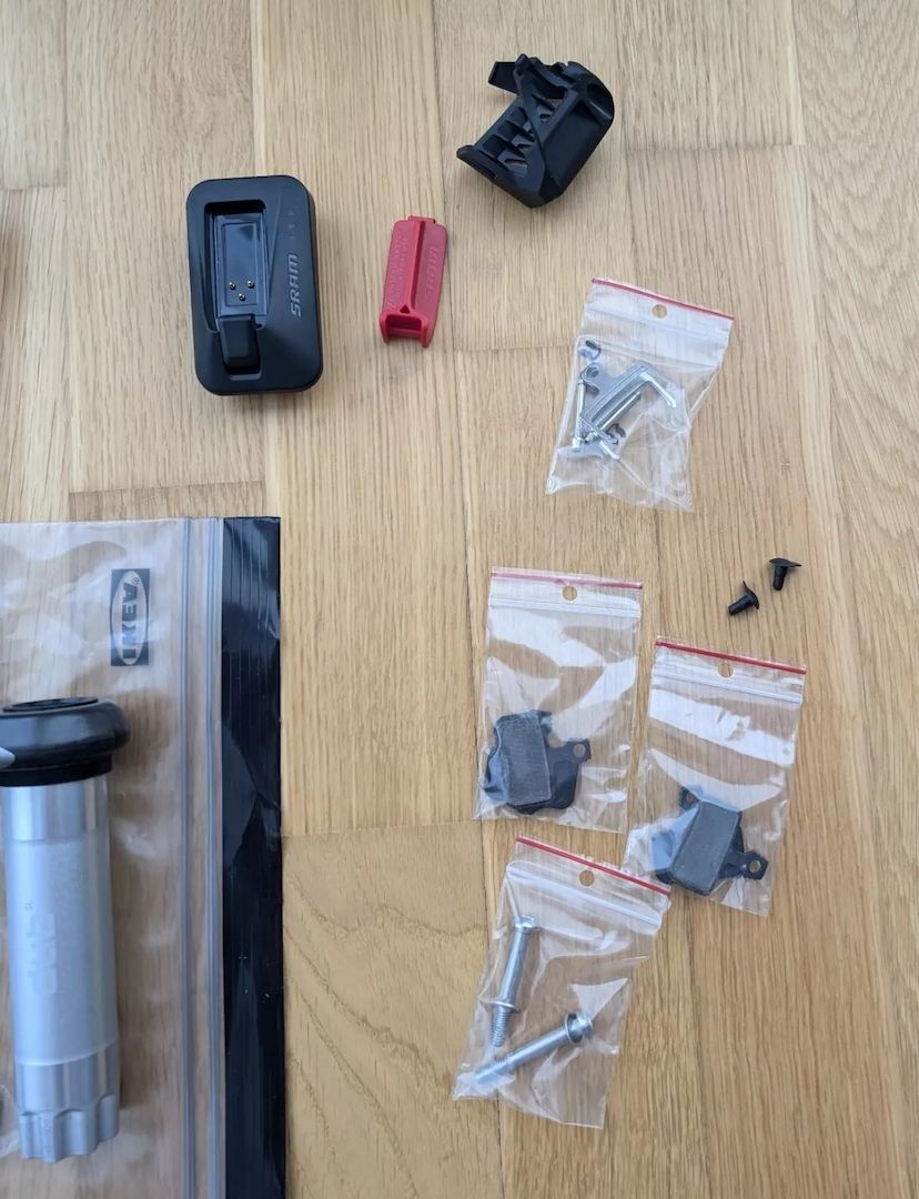 SRAM Red & XX1 eTap AXS Mullet Gravel Gruppe