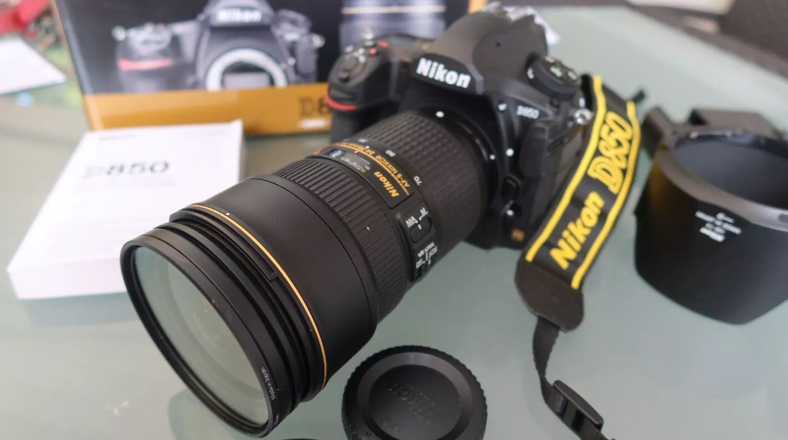 Nikon D850 24-120 VR Kit DSLR Kamera 45,7 MPix neuwertig
