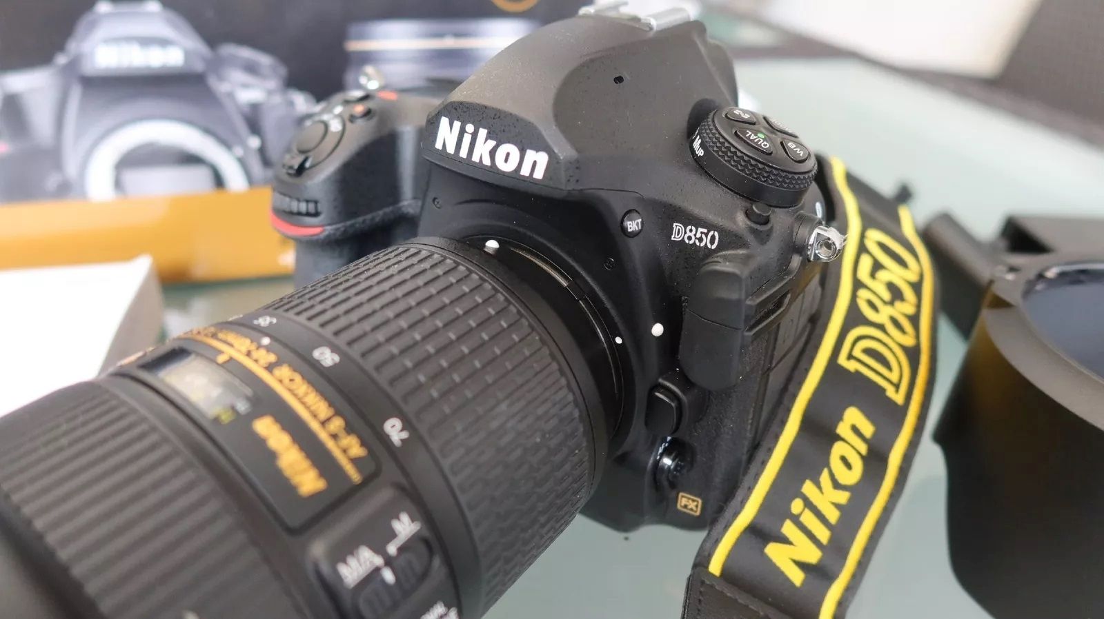 Nikon D850 24-120 VR Kit DSLR Kamera 45,7 MPix neuwertig
