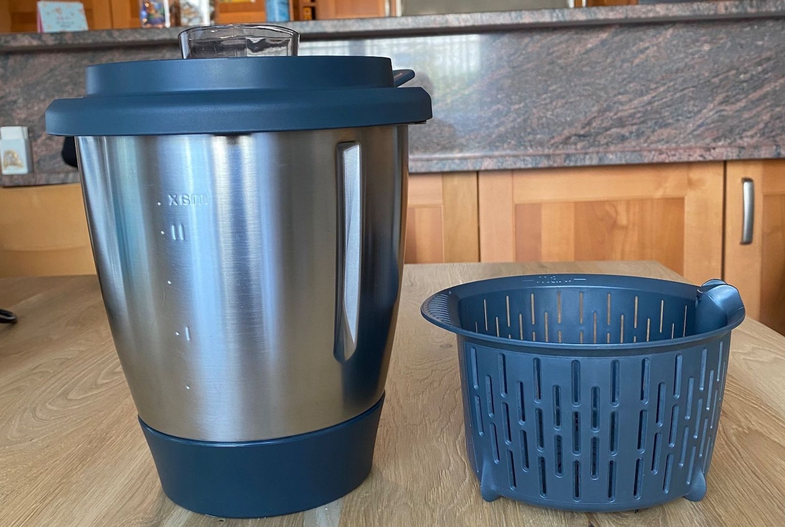 Thermomix TM5 mit viel Zubehör, Top Zustand!